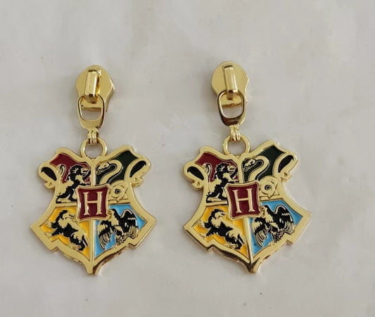 #5 House Crest Enamel Zipper Pull